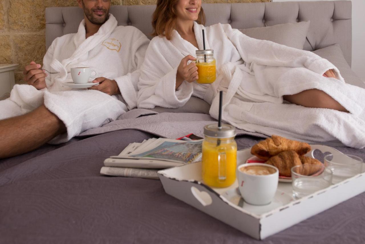 Mare Versus Luxury Suites Μπαρλέτα Εξωτερικό φωτογραφία