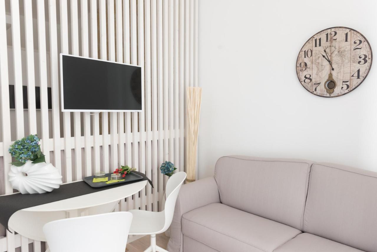 Mare Versus Luxury Suites Μπαρλέτα Εξωτερικό φωτογραφία