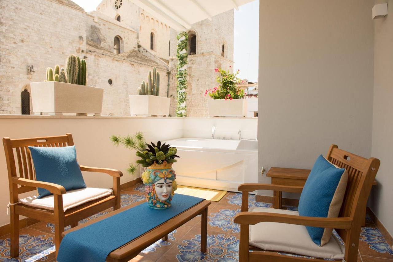 Mare Versus Luxury Suites Μπαρλέτα Εξωτερικό φωτογραφία
