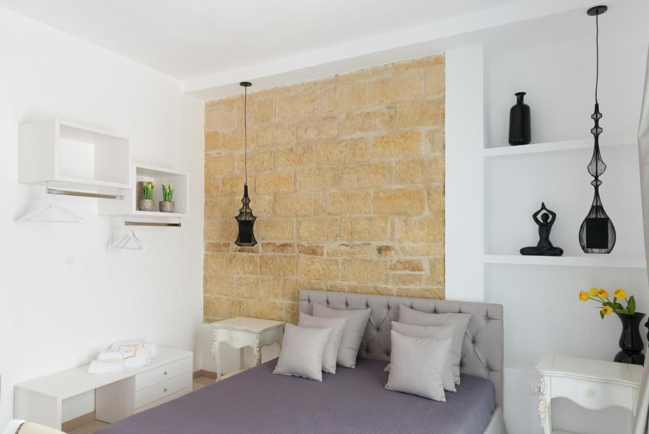 Mare Versus Luxury Suites Μπαρλέτα Εξωτερικό φωτογραφία