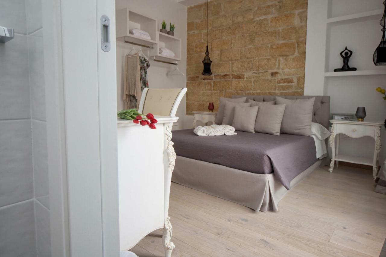 Mare Versus Luxury Suites Μπαρλέτα Εξωτερικό φωτογραφία