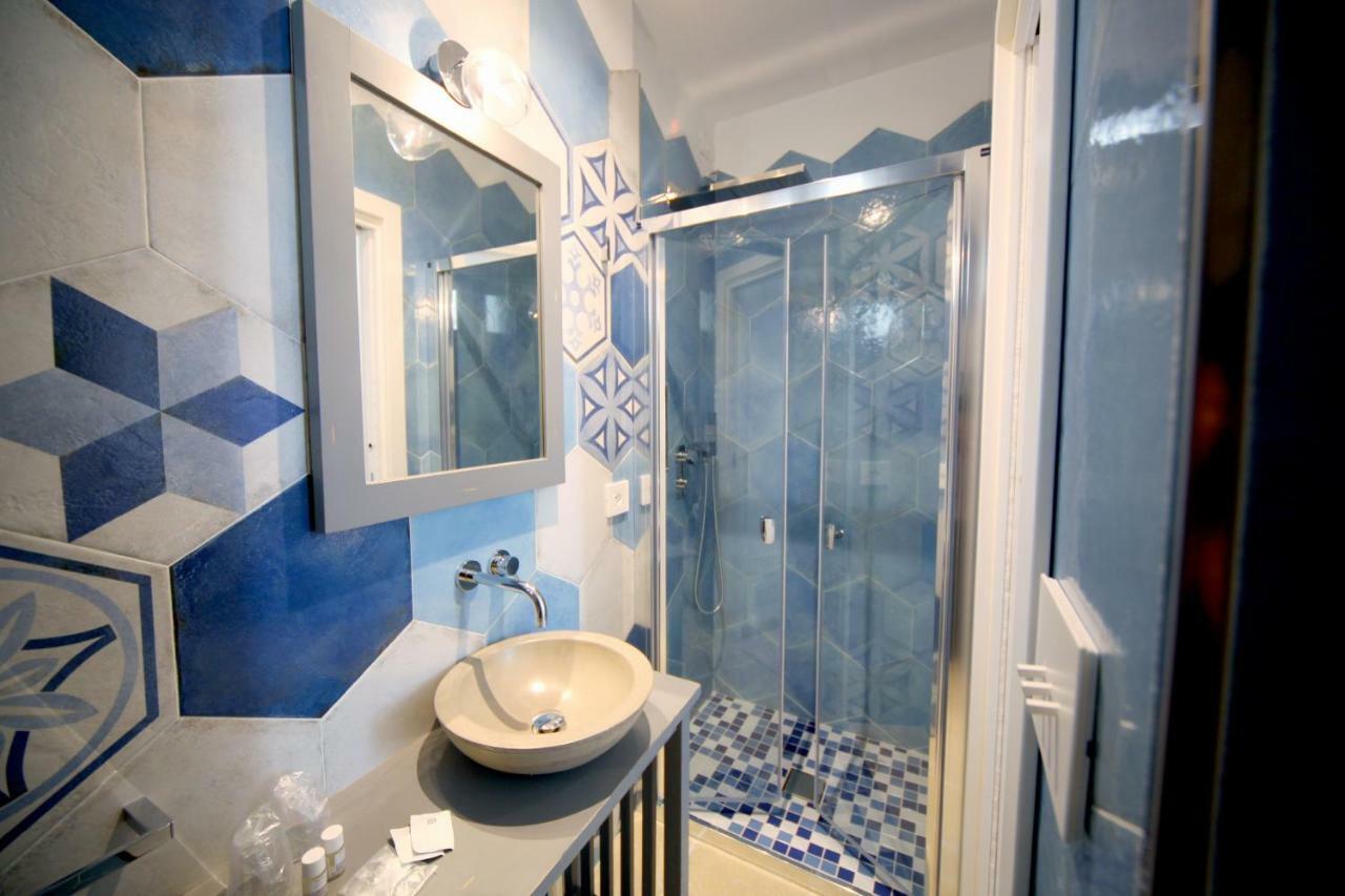 Mare Versus Luxury Suites Μπαρλέτα Εξωτερικό φωτογραφία